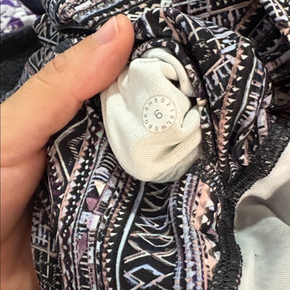 Lululemon Wunder Under High Rise Tight 28” in Tribal Pace SZ 6 EUC - Picture 4 of 4
